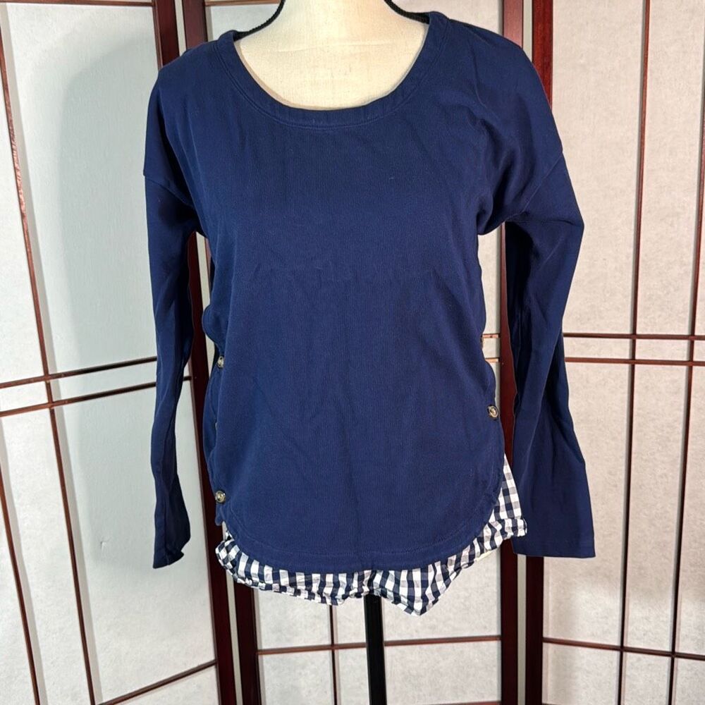 Vineyard Vines blue shirt with plaid built in tank